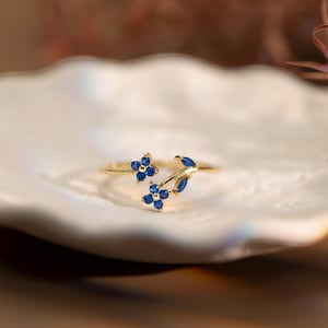 Dalikat Blauer Ring•925 Sterling Silber Saphir Blumen Ring•Einstellbarer Goldring•Zierliches Geschenk für Sie•Freie Größe Blumen Schmuck•Weihnachtsgeschenk