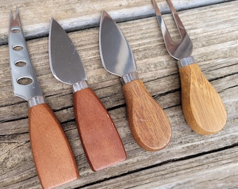 Tweedehands kaasmessenset, set van 4, servies