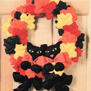 Vintage Halloween Fall Sewing Pattern Purrfect Black Cat Wreath Kitty Cats PDF Instant Digital Download