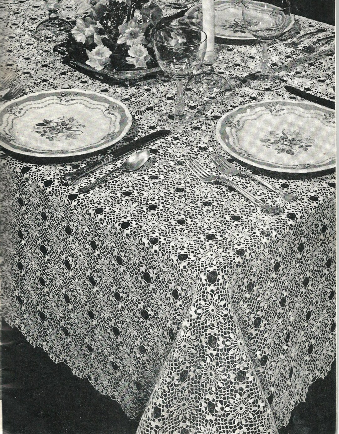 Vintage Crochet Pattern Cluster Rectangle Tablecloth PDF Instant ...
