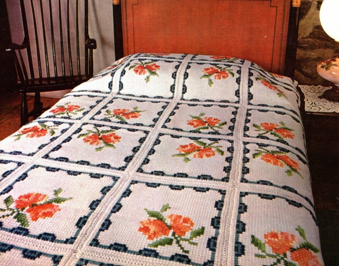Vintage Bedspread Crochet Pattern Heirloom Embroidered Cameo Rose ...