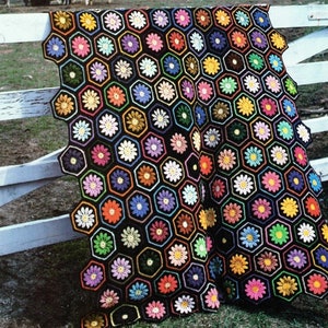 Vintage Crochet Pattern Afghan She Love Me Small Daisy Hexagon Motif Throw Blanket PDF Instant Digital Daisy Flower Granny
