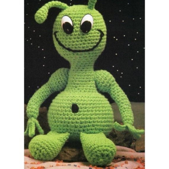 33 Crochet Stuffed Animals with Giraffes, Frogs, Pigs, and Cows 25 Vintage Crochet Pattern Amigurumi Plush Space Alien Cute