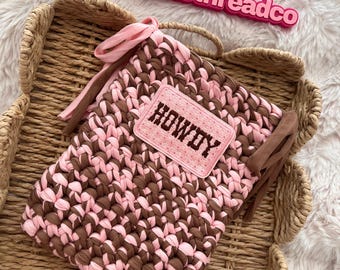 Étui Kindle crocheté | Housse en fil de t-shirt rose et marron (Convient à tous les modèles)