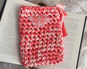 Étui Kindle rose au crochet | Housse en fil de t-shirt pour liseuses