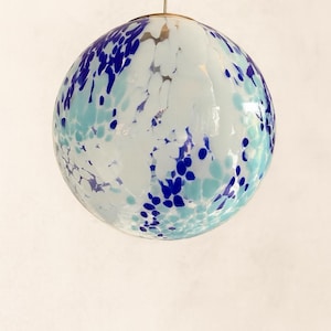Contemporary White And Blue Spots Sphere Pendant Light In Murano Glass