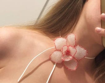 Handmade Glass Seed Bead Flower Necklace: Romantic Red & White Choker