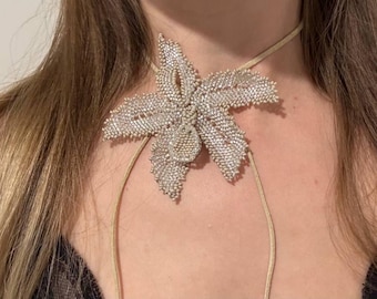 Silver (champagne) flower choker