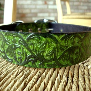 Forest Green Leather Dog Collar. 1 1/4 Forest Green and Black Embossed Western Vine Collar. image 3