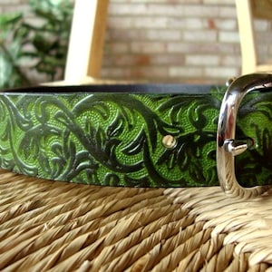 Forest Green Leather Dog Collar. 1 1/4 Forest Green and Black Embossed Western Vine Collar. image 1
