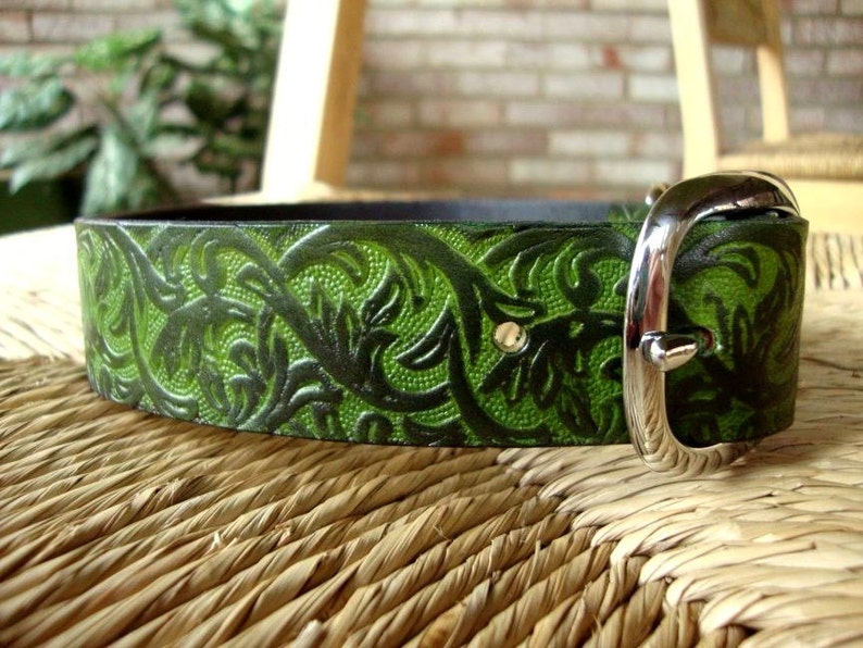 Forest Green Leather Dog Collar. 1 1/4 Forest Green and Black Embossed Western Vine Collar. image 1