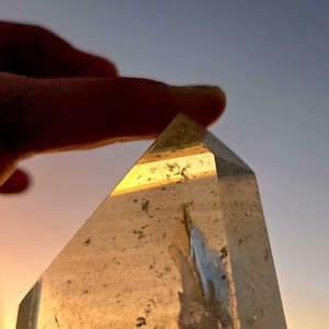 Torre de Quartzo Arco-Íris Lemuriana