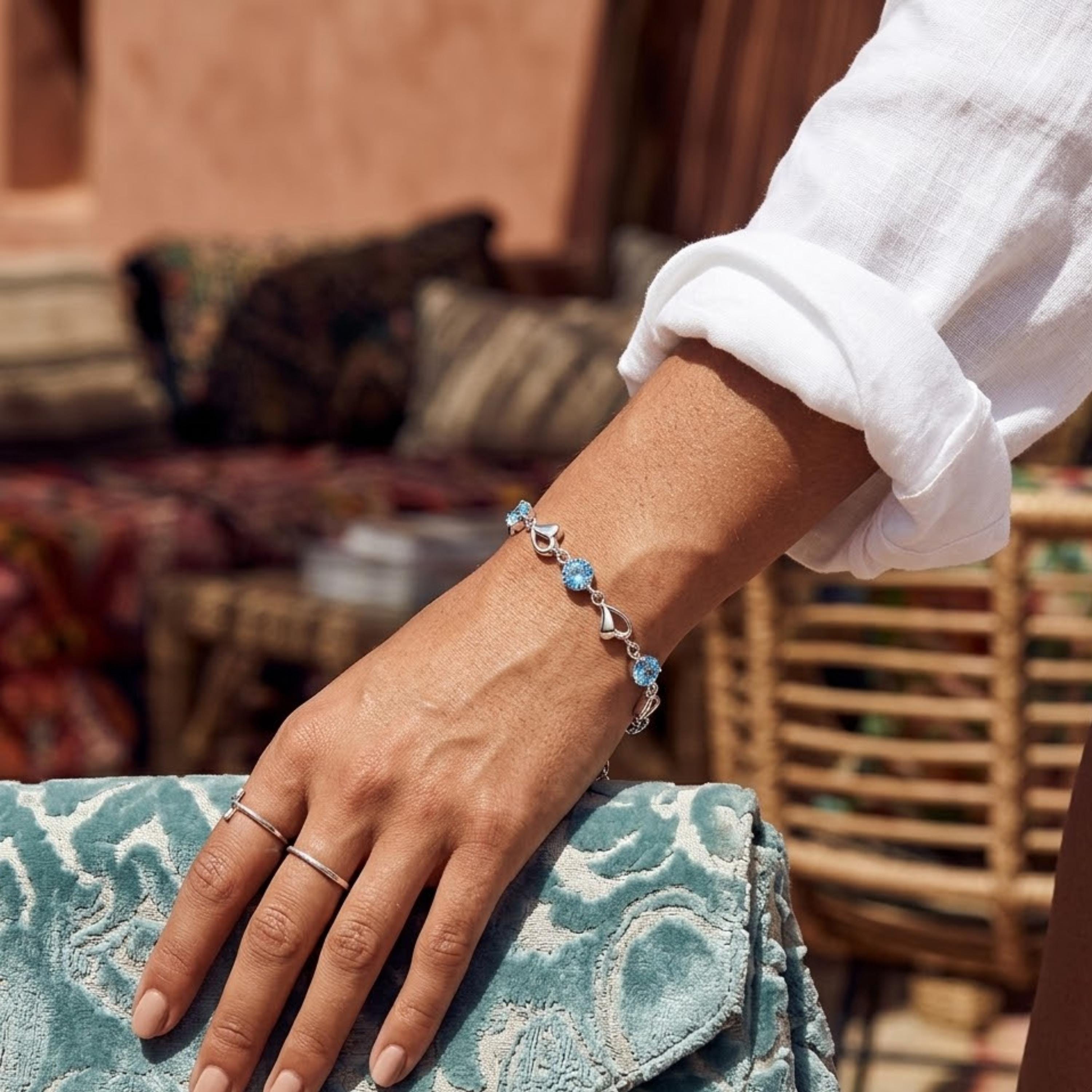 Bracciale Tennis in Argento 925 e Cubic Zirconia Azzurro. Made in Italy