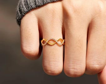 Anillo Ola Dorada Circonia Plata de Ley Elegante Banda Regalo Mujer