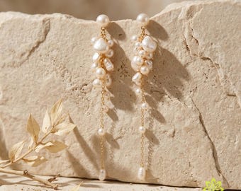 Pendientes dorados con perlas de agua dulce, joyería nupcial colgante, regalo elegante para ella