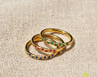 Anillo minimalista apilable de acero inoxidable con piedras de colores