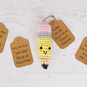 Amigurumi CROCHET PATTERN Pencil Keychains teacher appreciation gift, printable gift tag image 2