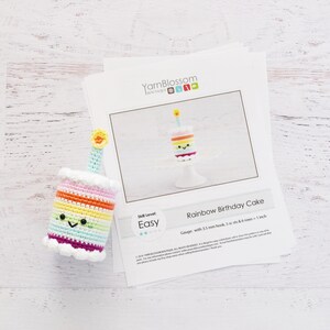 CROCHET PATTERN Rainbow Birthday Cake image 2