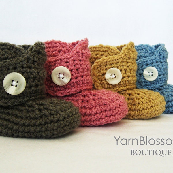 CROCHET PATTERN - Baby Button Boots - crochet booties baby shoes crochet pattern digital file instant download