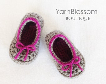 CROCHET PATTERN - Leah Slippers - bébé chaussures au crochet chaussons tout-petit pantoufles bébé fille bébé douche cadeau téléchargement numérique