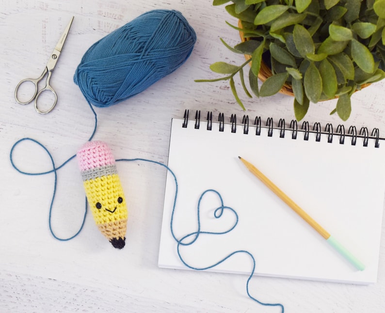 Amigurumi CROCHET PATTERN Pencil Keychains teacher appreciation gift, printable gift tag image 5