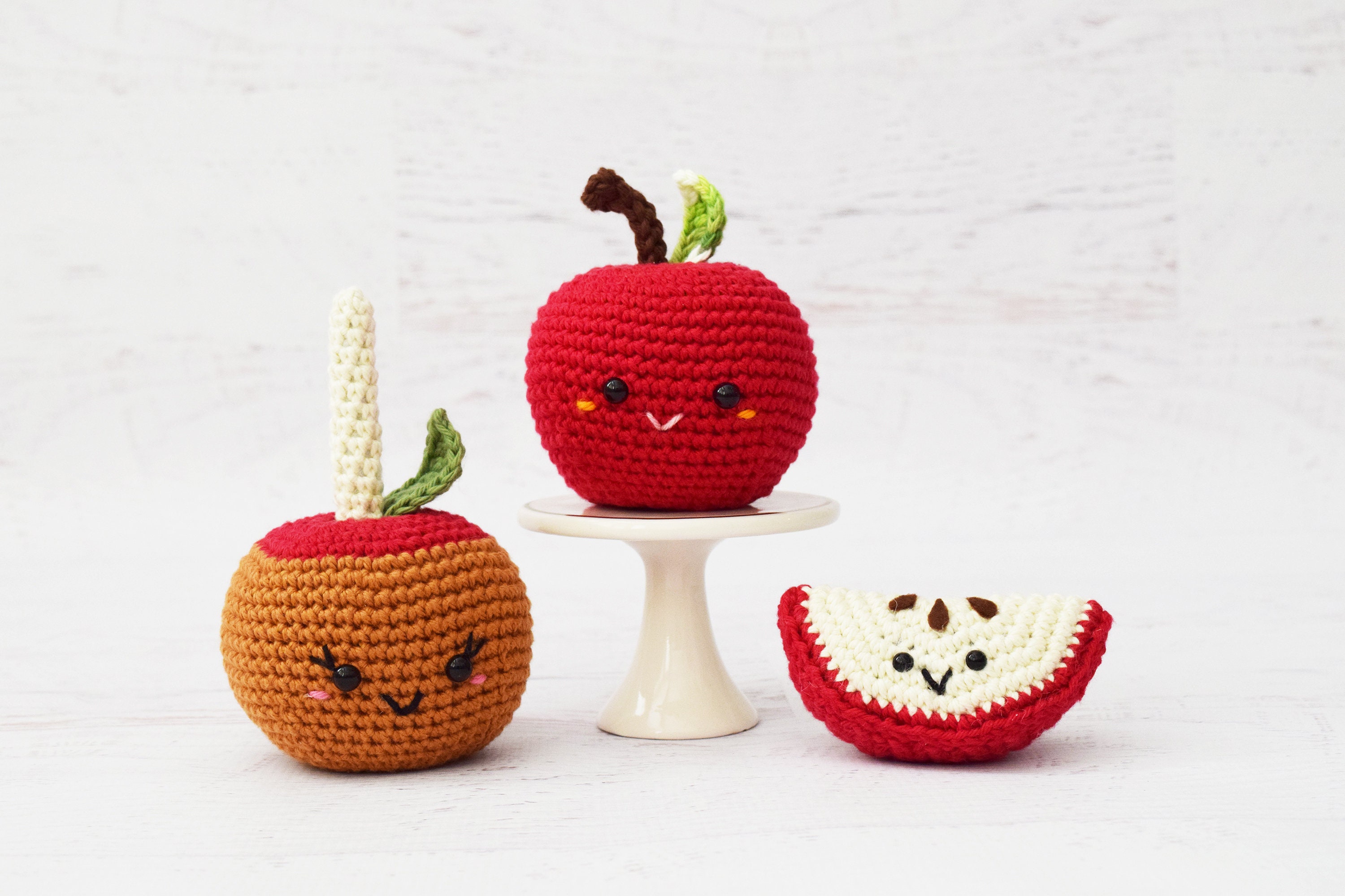 Crochet Apple Pattern - Free Amigurumi Pattern •Craft Passion