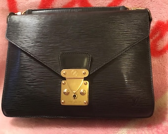 Vintage Louis Vuitton svart EPI axelväska “SÄLLSYNT”!