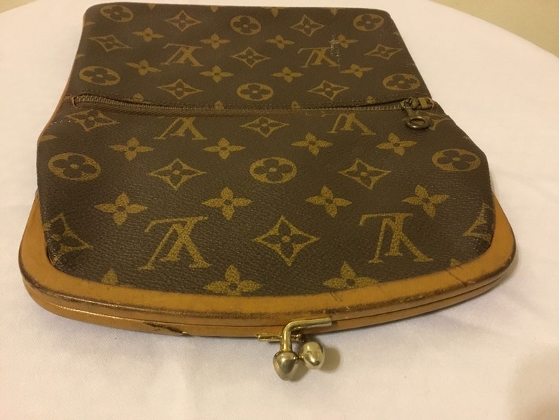 Vintage Saks Fifth Avenue RARE Louis Vuitton Large Kisslock Etsy