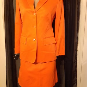 90&#39;s Bright Orange Silky GUCCI Skirt Suit Double G Logo Buttons 42