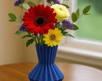3D Printed Periwinkle Vase Sculptural Home Accent for Floral Arrangements