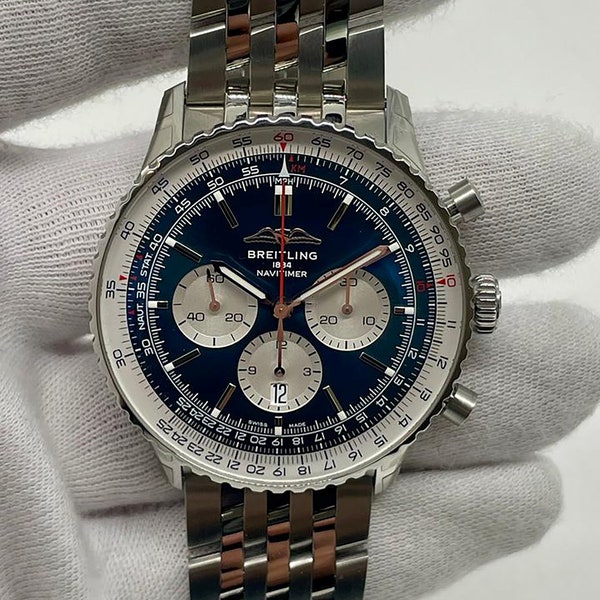 Breitling Navitimer 1 B01 Cronografo 46mm orologio da uomo in acciaio blu automatico AB0137211C1A1