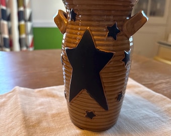 Vintage Primitive Style Ribbed Beehive Star Crock Vase 7” Two Handles