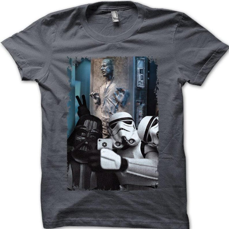 Han Solo Frozen in Carbonite Selfie with Darth Vader and Stormtroopers t-shirt Charcoal