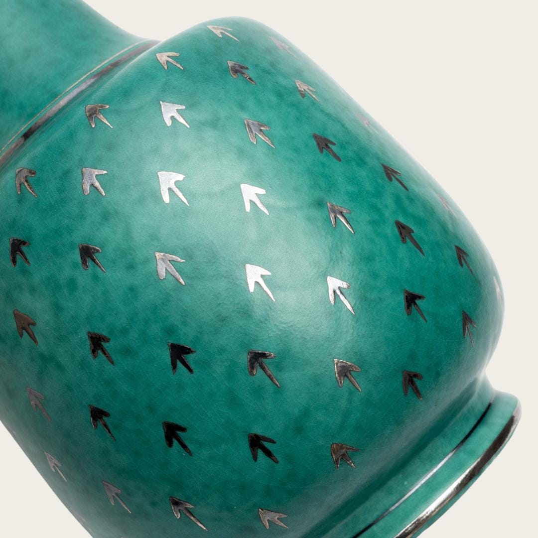 グスタフスベリのためにヴィルヘルム・コーゲ作のハンドル付き花瓶