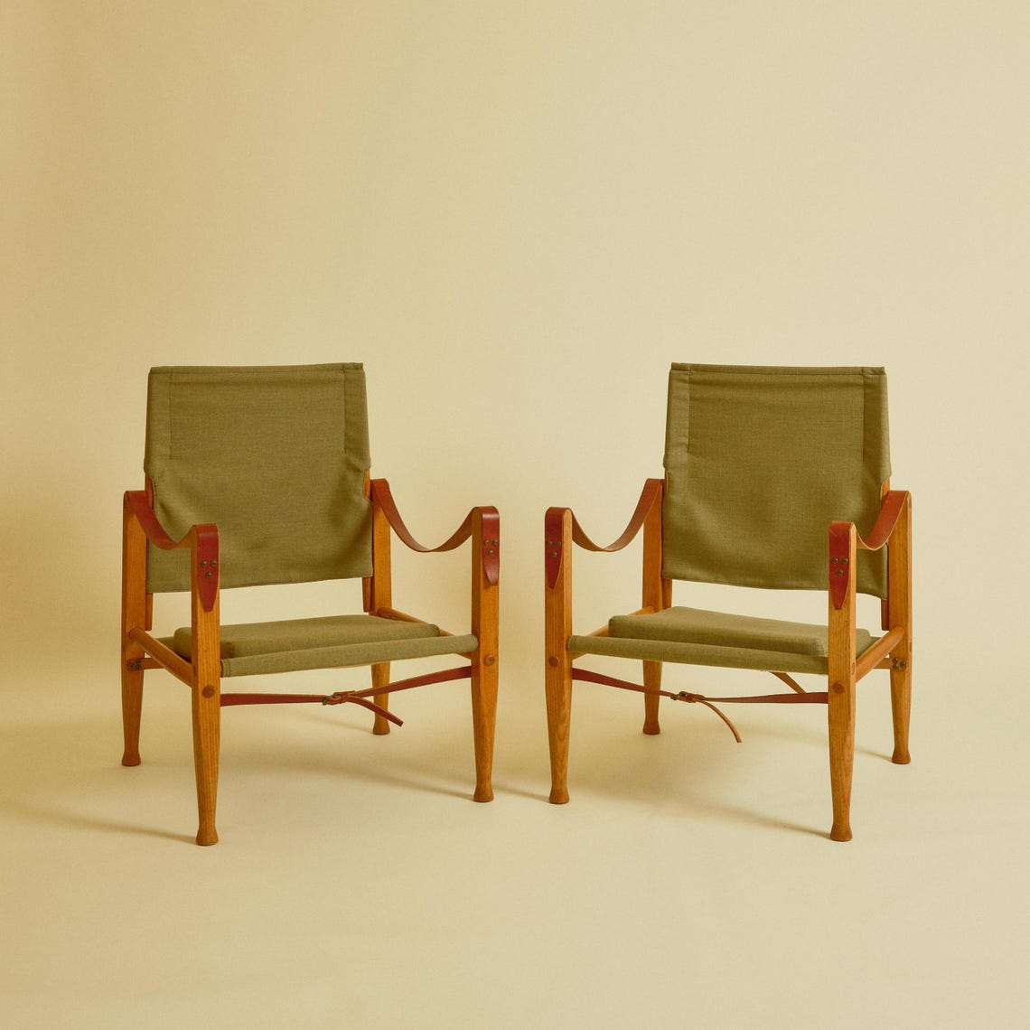 Pair of Kaare Klint Safari Chairs for Rud Rasmussen, foto 1 de 5