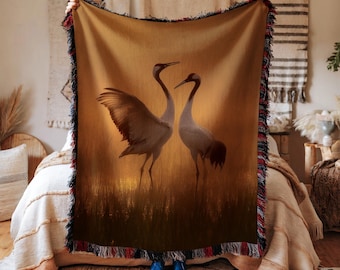 Manta tecida com garças serenas no pântano, arte graciosa de pássaros, decoração tranquila para casa com tema da natureza, tapeçaria para amantes de pássaros, presente elegante para ela.