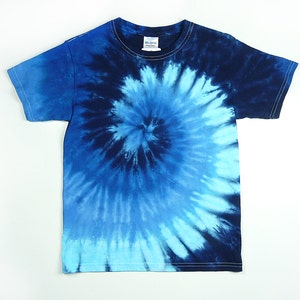 mens blue tie dye shirt