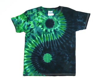 Yin and Yang Tie Dye Shirt, Mens Standard and Plus Sizes, Perfect New Age Hippie Zen Fathers Day Gift, Green and Black