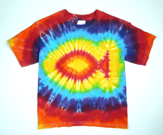 Fish Tie Dye Shirt / Toddler Tie Dye / Rainbow Colors / Easter Shirt /  Fishing Theme