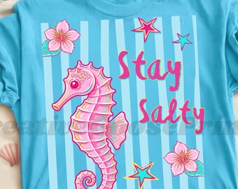 Stay Salty PNG, design per sublimazione a cavalluccio marino, grazioso cavalluccio marino a strisce, maglietta estiva da cowgirl costiera PNG, grafica retrò neon da spiaggia