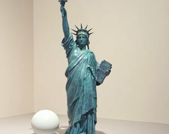 花崗岩の台座に置かれた大型ブロンズ製自由の女神像（61 cm） - Etsy 日本