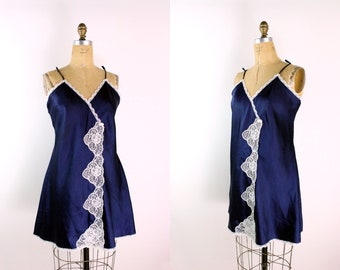 80s Blue and White Lace Mini Slip Dress / Wedding Lingerie / Size S/M