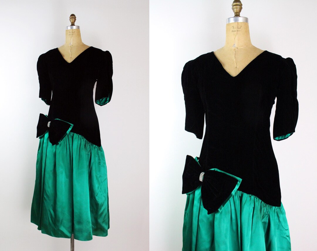 navy blue prom dresses A-line Satin Long Party Dress Dress, Navy Blue Evening My Actual Bust is:62