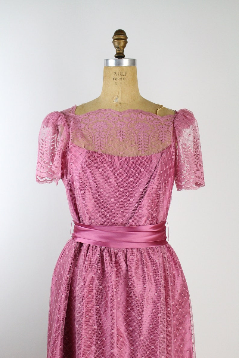 70s Pink Lace Cocktail Dress / Pink Satin / Wedding Guest / Bridemaids / 1970s Dress / Party Dress / Prom/ Size S/M image 3