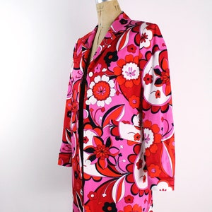 90s Pink and Red Flower Power Coat / 90s Cotton Jacket / Fuchsia Jacket /Size S/M image 3