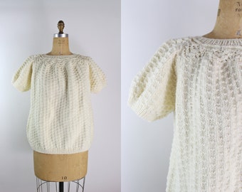 70s Cream Short Sleeves Sweater / Spring Sweater / Handmade Sweater/ Vintage Cream White Knit Pullover Sweater / Size M/L