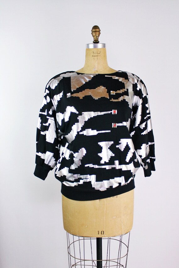 80s Silver and Black Pullover/ Sweatshirt / Embel… - image 4