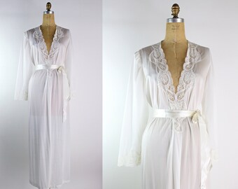 80s Olga Nightgown White Robe / Slip Dress / Wedding Slip/ Lace lingerie / Olga 94280 /Size M/L