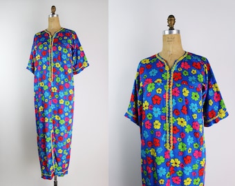 60s FlowerPower Maxi dress / Front Zipper Dress / Colorful Dress / 1960s / Size S/M