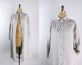 70s Forecaster of Boston Trench Coat / Vintage Trench Coat / Classic Coat / Light Beige trench coat / Size M/L